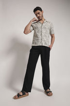 Men’s Beige Short Sleeve Camp Collar Shirt – Relaxed Fit Vertical Stripe Summer Shirt