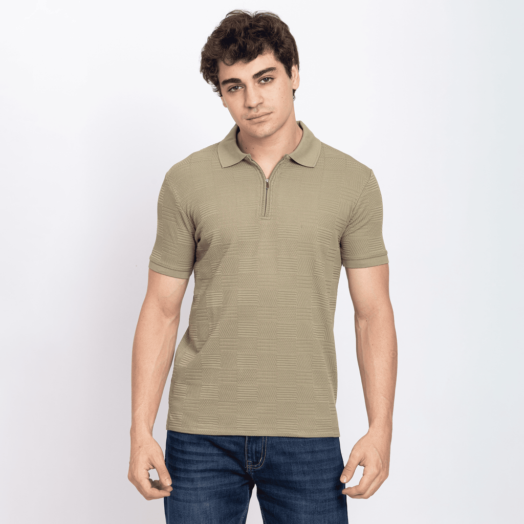 Half Sleeve Collar T-Shirt