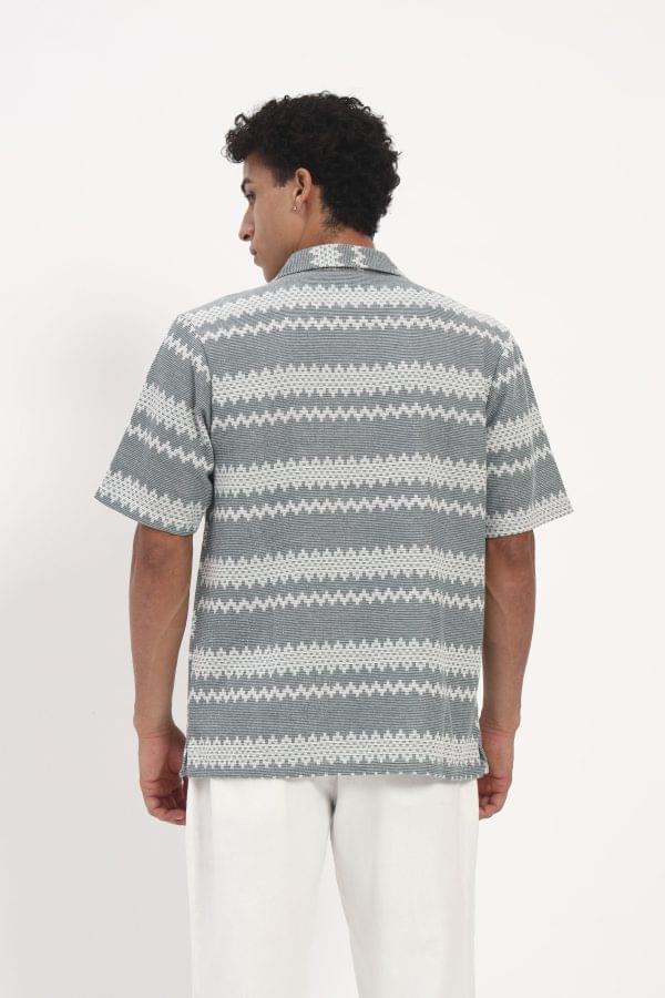 knitted shirt
